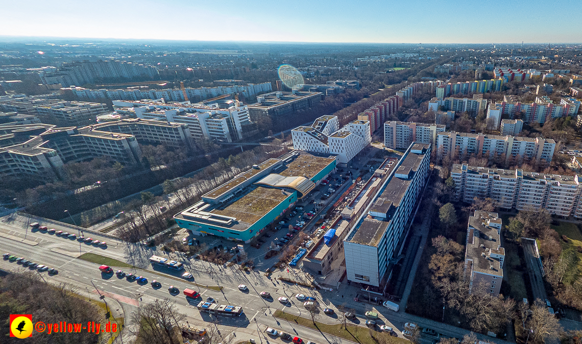 07.02.2023 - Luftbilder vom Plettzentrum in Neuperlache